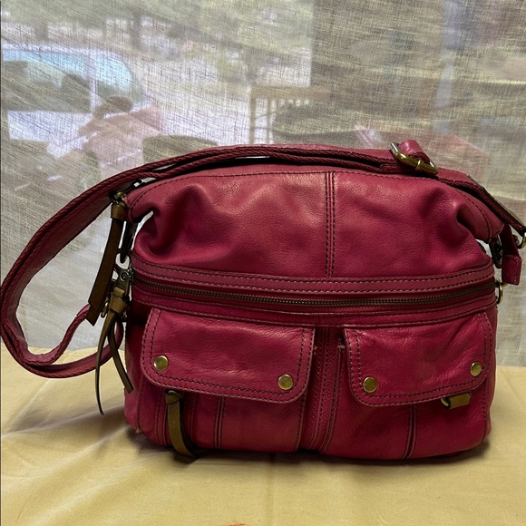 Fossil Pink Leather Shoulder Bag - Picture 1 of 13
